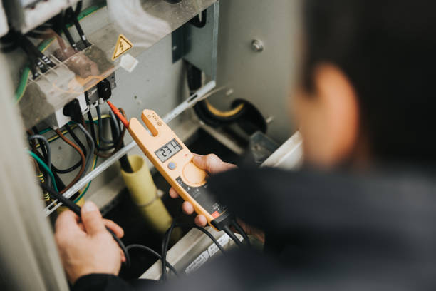 Best 24-Hour Electrician  in Swisher, IA