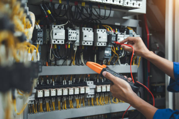 Best Electrical Installation Contractor  in Swisher, IA